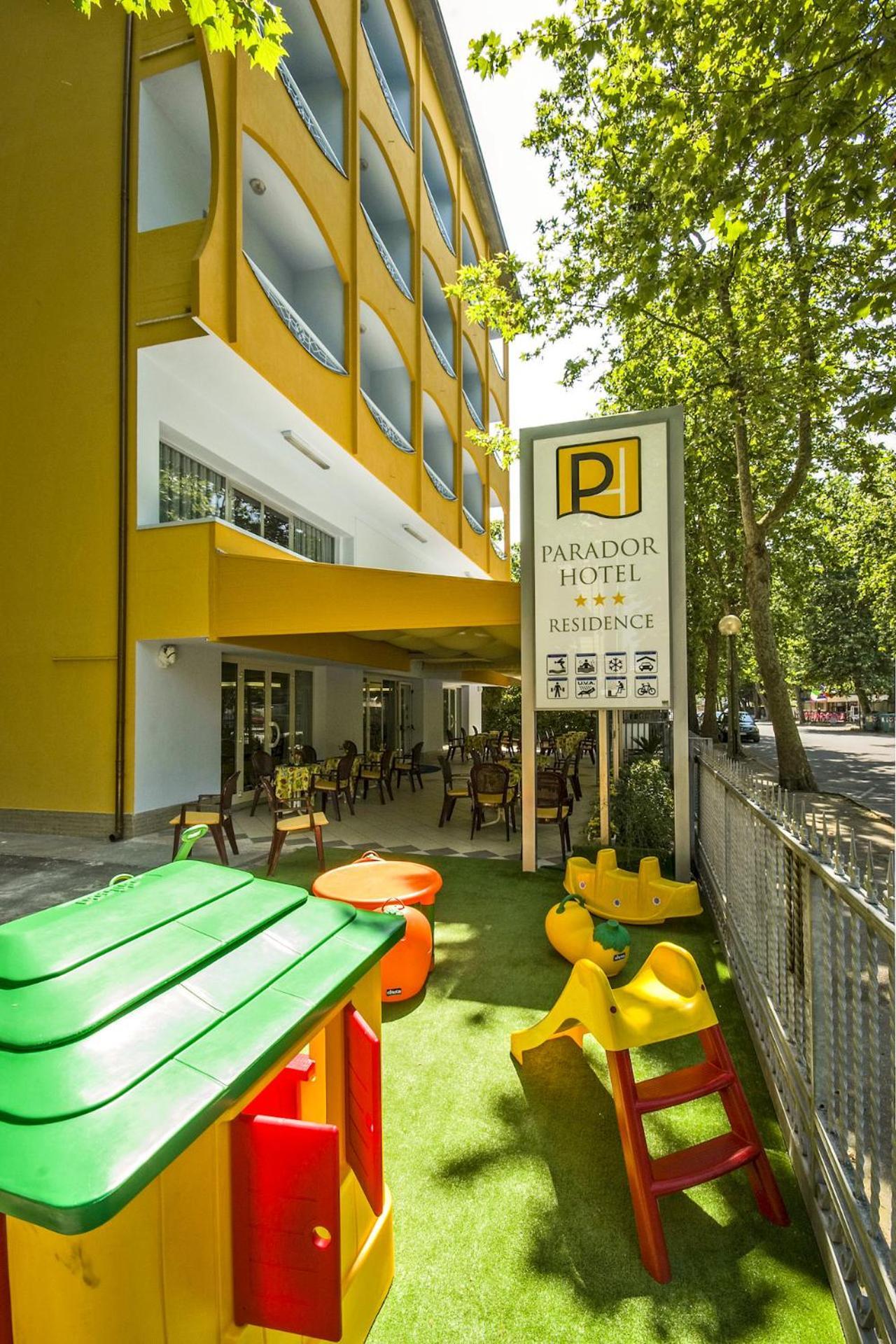 Hotel & Residence Parador Cesenatico Exterior photo